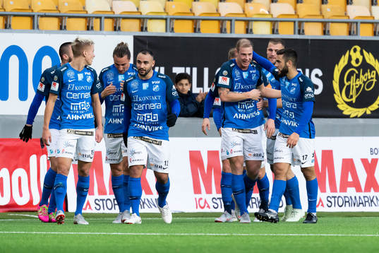 Norrbys spelare jublar