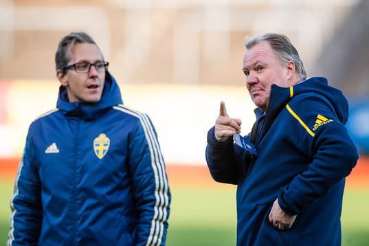 Sveriges förbundskapten Christofer Augustsson och Svenska