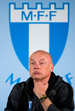 Malmö FFs tränare Uwe Rösler på presskonferensen