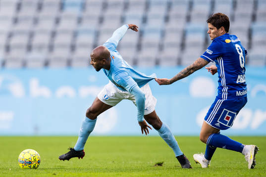 Malmö FFs Fouad Bachirou och Sundsvalls David Batanero