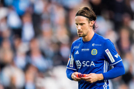 Sundsvalls Linus Hallenius deppar