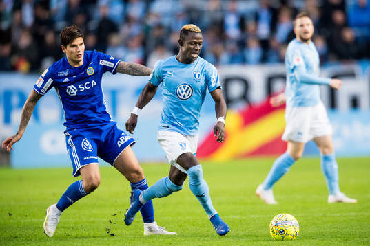 Malmö FFs Bonke Innocent och Sundsvalls David Batanero