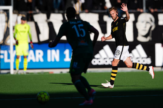 s Sebastian Larsson