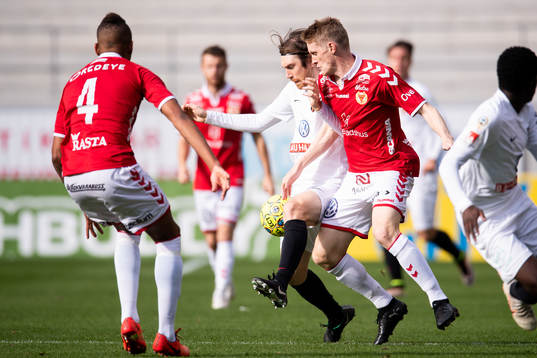 Brommapojkarnas Markus Gustafsson och Kalmars Rasmus Elm