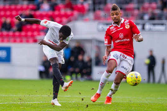 Brommapojkarnas Jack Lahne gör 1-0