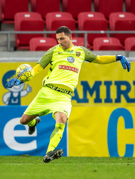 Brommapojkarnas målvakt Nikola Petric