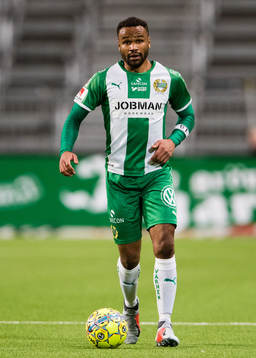 Hammarbys Serge-Junior Martinsson Ngouali med bollen