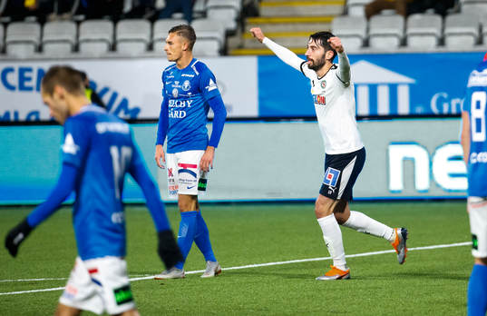 Örebros Nahir Besara jublar