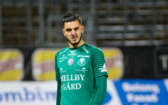 Trelleborgs målvakt Marko Johansson deppar