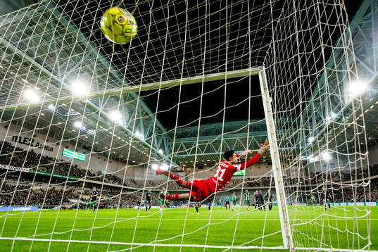Hammarbys Kennedy Bakircioglu gör 3-0 på frispark bakom