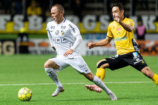 Häckens Adam Andersson och Elfsborgs Stefan Ishizaki