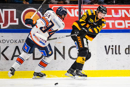 Skellefteås Linus Lindström och Växjös Niclas Burström