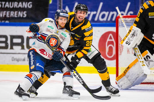 Växjös Brendan Shinnimin och Skellefteås Johan Alm