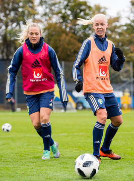 Magdalena Eriksson och Caroline Seger
