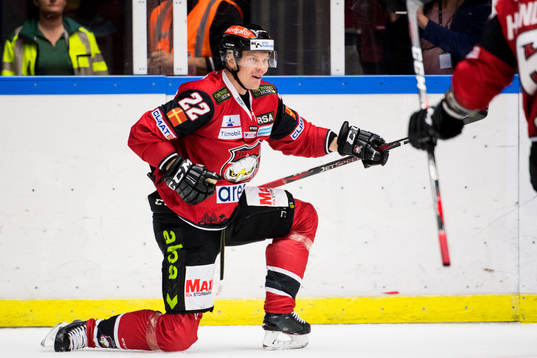 Malmö Redhawks Lars Bryggman jublar