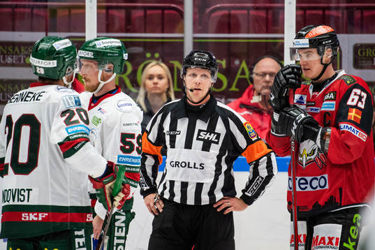 Frölundas Joel Lundqvist och Malmö Redhawks Fredrik