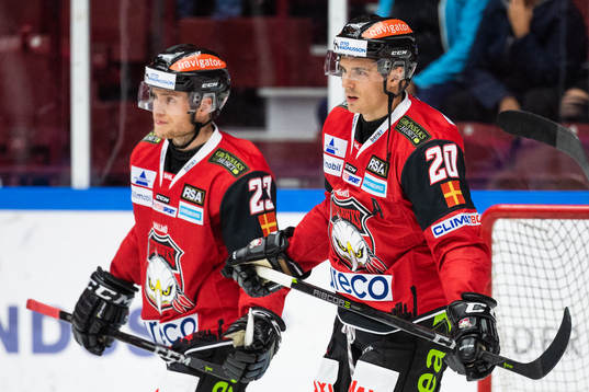Malmö Redhawks Henrik Hetta och Christoffer Forsberg deppar