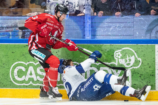 Vita Hästens Jens Hellgren och Leksands Erik Aterius