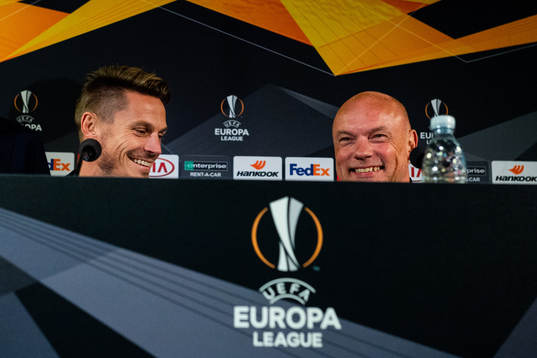 Markus Rosenberg and head coach Uwe Rösler of Malmö FF