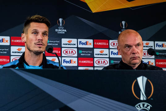 Markus Rosenberg and head coach Uwe Rösler of Malmö FF
