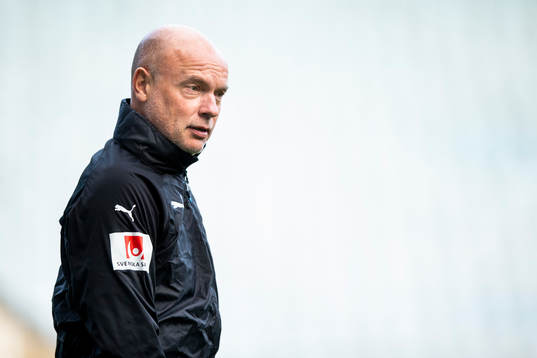 Head coach Uwe Rösler