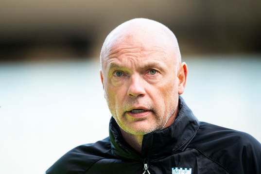 Head coach Uwe Rösler
