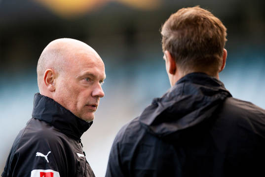 Head coach Uwe Rösler