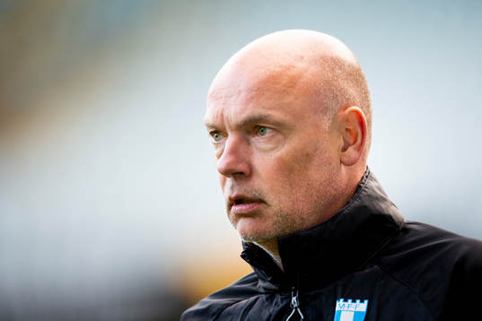 Head coach Uwe Rösler