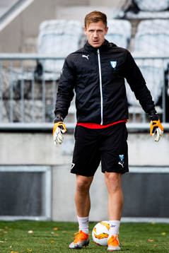 Goalkeeper Johan Dahlin of Malmö FF