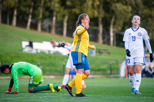 Sveriges Cornelia Kapocs jublar