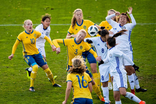 Sveriges Linn Bogren nickar