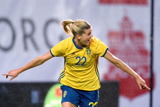 Sveriges Olivia Schough jublar