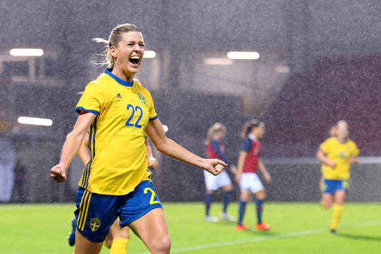 Sveriges Olivia Schough jublar
