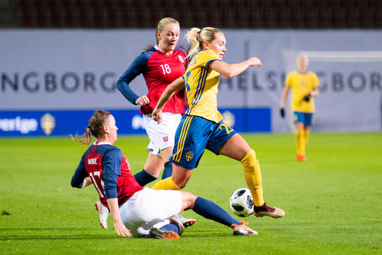 Sveriges Elin Rubensson och Norges Kristine Minde