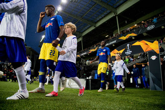 Nordi Mukiele and Bruma of RB Leipzig