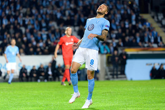 Arnór Ingvi Traustason of Malmö FF looks dejected