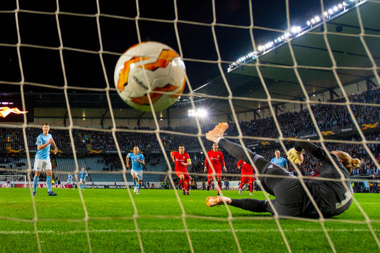 Markus Rosenberg of Malmö FF scores 2-0