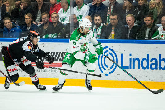 Malmö Redhawks Christoffer Forsberg och Rögles Craig