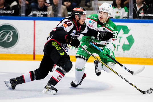 Malmö Redhawks Matias Lassen och Rögles Leon Bristedt