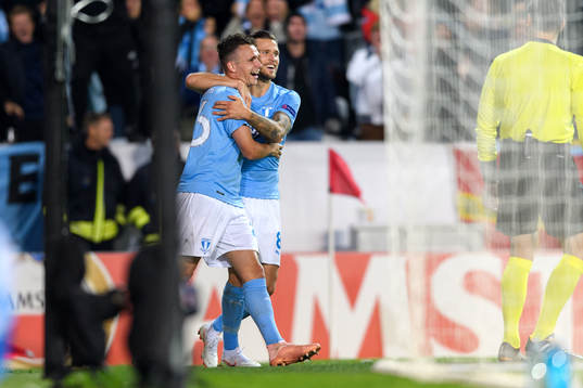 Andreas Vindheim and Arnór Ingvi Traustason of Malmö FF