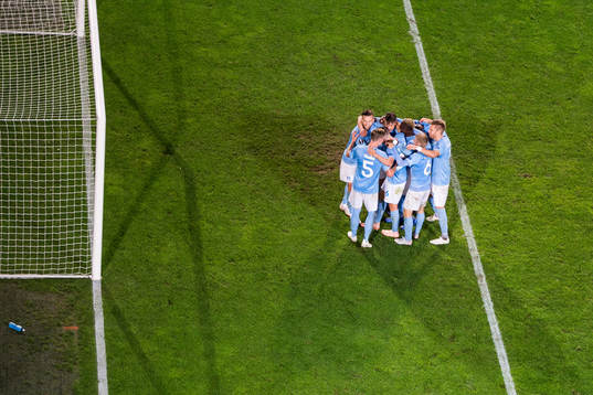 Markus Rosenberg of Malmö FF celebrates with teammates
