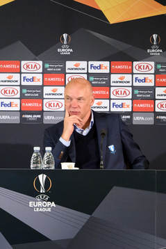 Uwe Rösler, head coach of Malmö FF an a press conference
