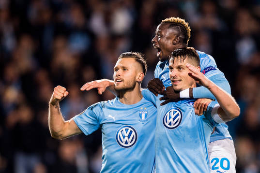 Markus Rosenberg of Malmö FF celebrates with Arnór Ingvi