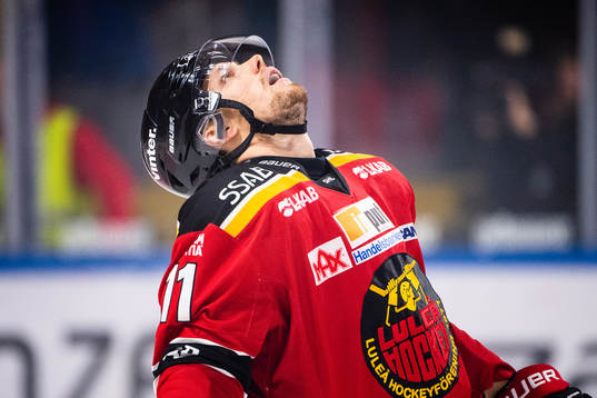 Luleås Petter Emanuelsson deppar
