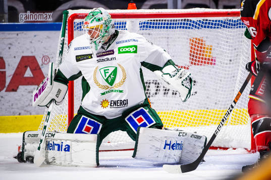 Färjestads målvakt Adam Werner