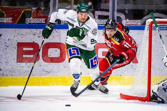 Färjestads Theodor Lennström och Luleås Petter