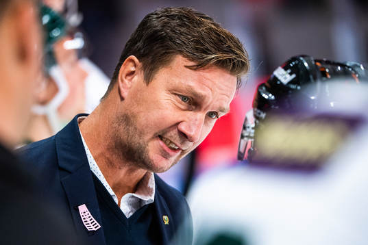 Färjestads tränare Johan Pennerborn