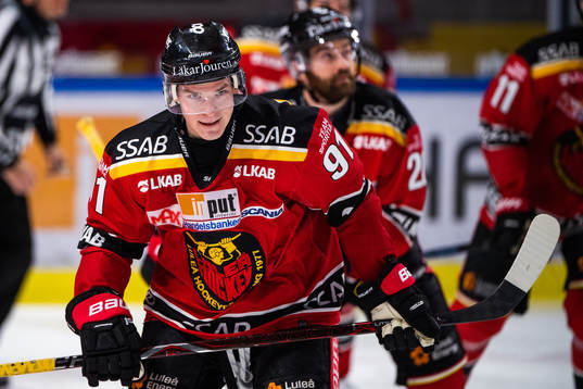 Luleås Austin Farley jublar