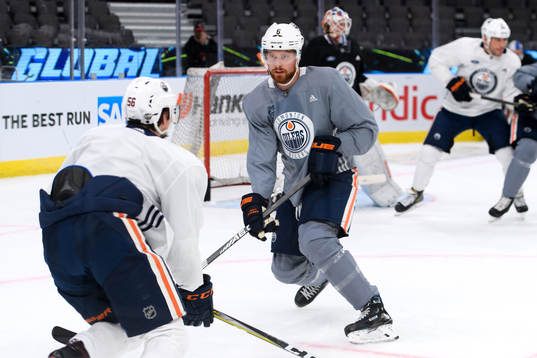 Adam Larsson