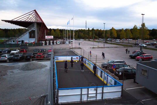 Leksands spelare spelar fotboll